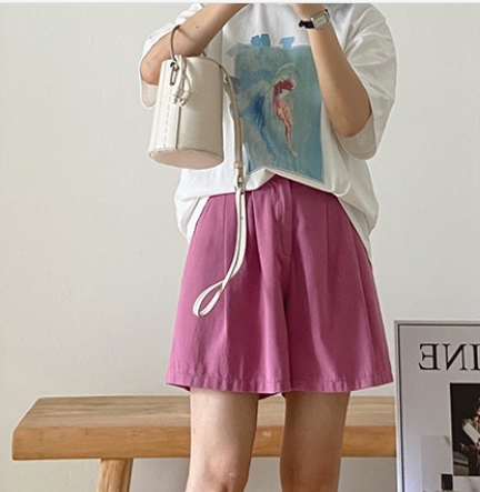 ショートパンツ ボトムス カラーパンツ ピンク グリーン ホワイト 夏 春 秋 かわいい 大人可愛い きれいめ シンプル カジュアル 大人 上品 おしゃれ お洒落 かっこいい レトロ アジアン エスニック エキゾチック 大人可愛い 大人女子 こなれ感 ラフ キュート ガーリー ルーズの通販は