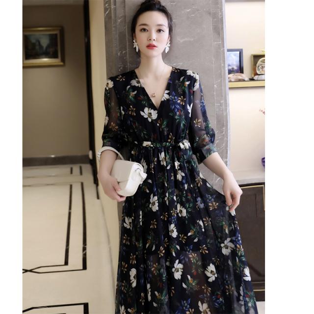 スカート ワンピース ドレス ロングスカート ロング ロング丈 5分袖 五分袖 7分袖 七分袖 Vネック シフォン リボン 薄手 大人可愛い おしゃれ お洒落 ラブリー キュート ガーリー ルーズ 個性的 花柄 春 秋 20代 30代 レディース 女性用 デート お出かけ 女子会 休日 スカート ワンピース ドレス ロングスカート ロング ロング丈 5分袖 五