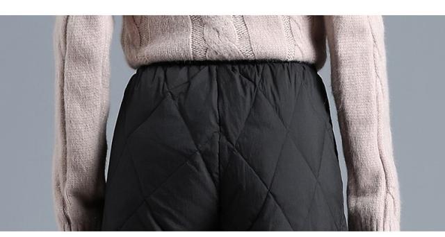 ボトムス パンツ ダウンパンツ ロング ロング丈 細身 ストレート もこもこ モコモコ ハイウエスト ウエストゴム 綿 厚手 シンプル カジュアル 大人 かっこいい こなれ感 ラフ メンズライク ボーイッシュ スポーティー ルーズ 個性的 モード系 無地 冬 20代 30代 40代 ボトムス パンツ ダウンパンツ ロング ロング丈 細身 ストレート