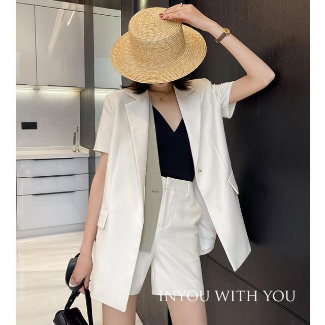 上下セット 2点セット ツーピース パンツ アウター セットアップ カーディガン ジャケット ズボン スーツ ショートパンツ ショート ショート丈 袖あり 半袖 襟付き ワイド ハイウエスト 前開き 大人可愛い きれいめ メンズライク クール モード系 無地 春 夏 10代 20代