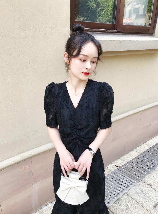 ワンピース レース ワンピドレス 膝丈 ひざ丈 膝下 袖あり 半袖 パフスリーブ Vネック 襟なし マーメイド レース フリル ウエストマーク 透け感 ポリエステル かわいい 大人可愛い 上品 おしゃれ 大人女子 こなれ感 キュート エレガント フォーマル 春 夏 秋 冬 レディース ワンピース レース ワンピドレス 膝丈 ひざ丈 膝下 袖あり 半袖