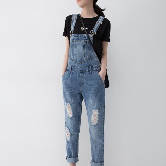 サロペット ファスナー ポケット デニム ブルーデニム かわいい シンプル カジュアル おしゃれ かっこいい 大人可愛い こなれ感 ラフ メンズライク ボーイッシュ スポーティー キュート ガーリー ダメージ オールシーズン 10代 20代 30代 40代 レディース 女性用 学生 デート