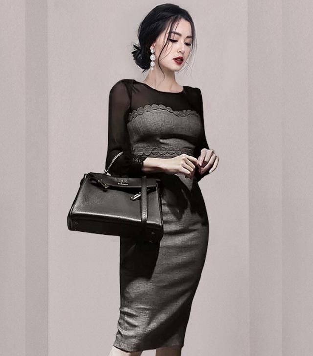 ワンピース ワンピドレス ミモレ丈 7分袖 七分袖 ラウンドネック スリム タイト 切り替えデザイン ドッキング レース 刺繍 透け感 シースルー 大人可愛い きれいめ シンプル 上品 おしゃれ お洒落 かっこいい 大人女子 クール セクシー エレガント 主役級 フォーマル 無地 春