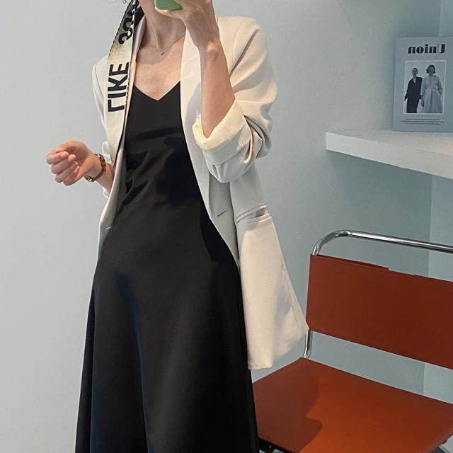 ワンピース ワンピドレス キャミワンピ ロング丈 ノースリーブ Vネック セミフレア スマート ポリエステル 大人可愛い きれいめ シンプル 上品 おしゃれ 大人女子 クール セクシー エレガント 主役級 存在感 フォーマル 無地 オールシーズン シーズンレス 謝恩会 結婚式の通販は