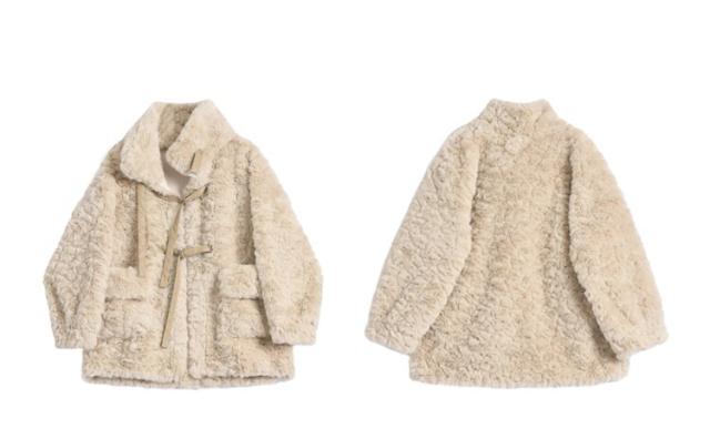 アウター コート ブルゾン 上着 ボアブルゾン ショート丈 袖あり 長袖 萌袖 スタンドカラー ハイネック ワイド ベルト もこもこ モコモコ ふわふわ ポケット 前開き ウール ボア ファー かわいい 大人可愛い シンプル カジュアル おしゃれ お洒落 かっこいい 大人女子 アウター コート ブルゾン 上着 ボアブルゾン ショート丈 袖あり 長袖