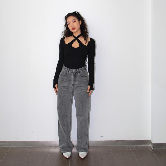 ボトムス パンツ Gパン ズボン ワイドパンツ ストレートパンツ デニムパンツ ストレート ワイド ポケット ハイウエスト デニム 大人可愛い シンプル カジュアル おしゃれ お洒落 かっこいい 大人女子 こなれ感 ラフ 個性的 主役級 存在感 抜け感 無地 オールシーズン