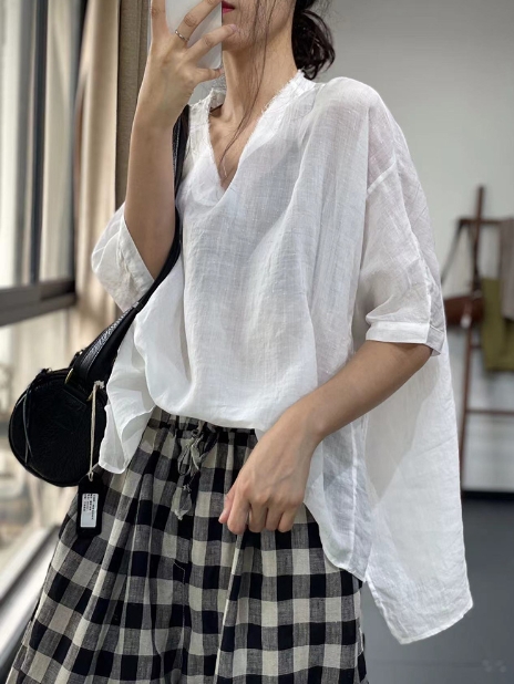 トップス ブラウス カットソー プルオーバー 白シャツ 白トップス 5分袖 Vネック 襟なし ワイド 透け感 薄手 シンプル カジュアル エスニック 大人女子 こなれ感 ラフ ルーズ 個性的 抜け感 無地 春 夏 20代 30代 40代 50代 レディース 女性用 ママ OL 学生 デート 女子会 トップス ブラウス カットソー プルオーバー 白シャツ 白トップス 5分