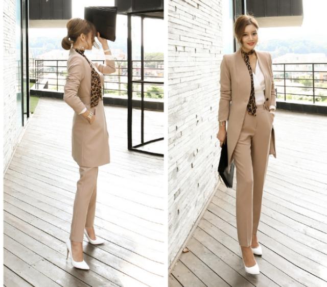 スーツ スキニーパンツ アンクル丈 袖あり 長袖 襟なし スリム ベルト シルクスカーフ 3点セット お得 きれいめ シンプル 大人 上品 お洒落 かっこいい こなれ感 クール モード系 モダン 存在感 フォーマル スパイシー 無地 ヒョウ柄 秋 冬 入学式 卒業式 謝恩会 20代 30代 スーツ スキニーパンツ アンクル丈 袖あり 長袖 襟なし スリム ベルト