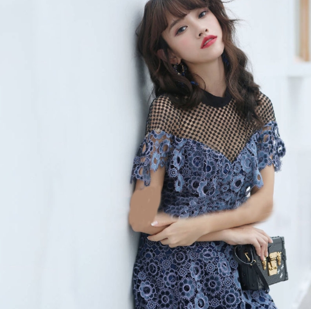 ドレス ワンピース パーティードレス ミモレ丈ドレス ステージドレス Aラインドレス ワンピースドレス ミモレ丈 半袖 フレアスリーブ クルーネック Aライン レース 刺繍 透け感 かわいい お洒落 エキゾチック ラブリー キュート 個性的 主役級 存在感 かわいい 華やか お洒落