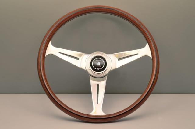 NARDI(ナルディ) CLASSIC(クラシック) ウッド＆ポリッシュスポーク 380mm ステアリング N140 N140の通販は 91,940円