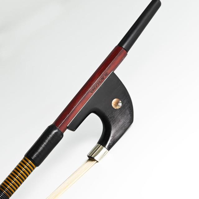 VINGOBOW ドイツ コントラバスボウ 上級者向け 4/4サイズ ペルナンブコパフォーマンス