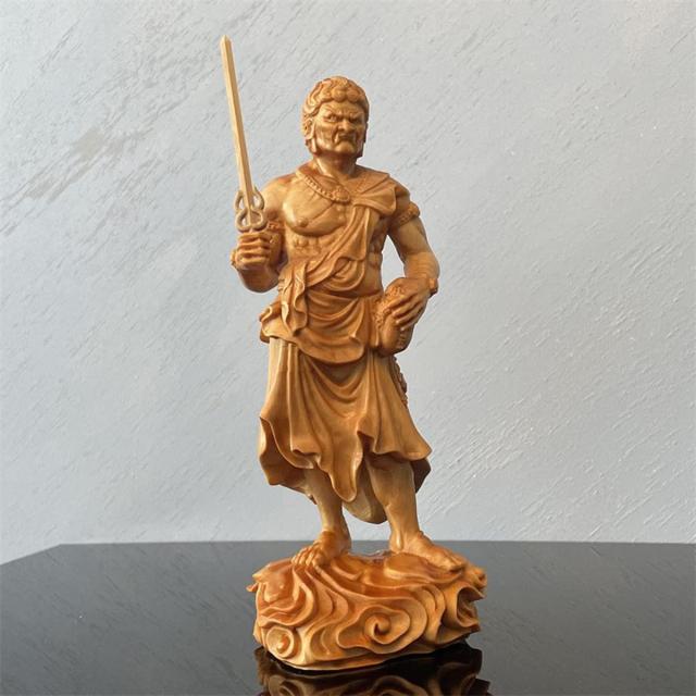 木彫り仏像 不動明王立像 天然 崖柏木 仏像フィギュア 仏像 仏様 癒し 安らぎ 飾れる仏像 お守り 魔除け 本尊 木製 置物 （高さ18cm×巾8の通販は 8,219円