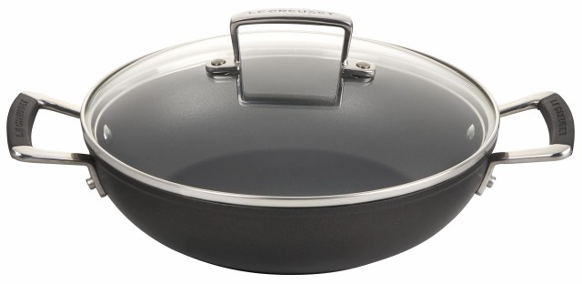 ル・クルーゼ(Le Creuset) TNS シャロー マルチ フライパン 24cm 蓋つき ガス IH オーブン 対応 シリコンハンドル【日本正規販売品】