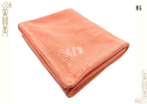 THE CLASS 感動的な吸水力の洗車用タオル マイクロファイバー シュプリームドライングタオル コーラル 約90cmx70cm 両面タイプ 傷防止 プ