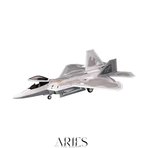 ハセガワ 1/48 アメリカ空軍 制空戦闘機 F-22 ラプター プラモデル 男女子両用 PT45