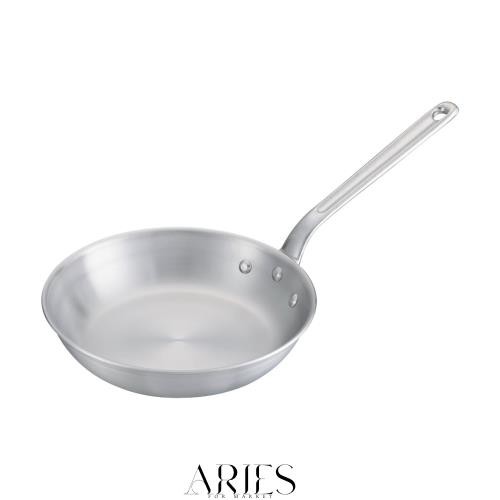 中尾アルミ製作所 フライパン アルミニウム製 24cm 日本製 業務用 パスタ 018093の通販は