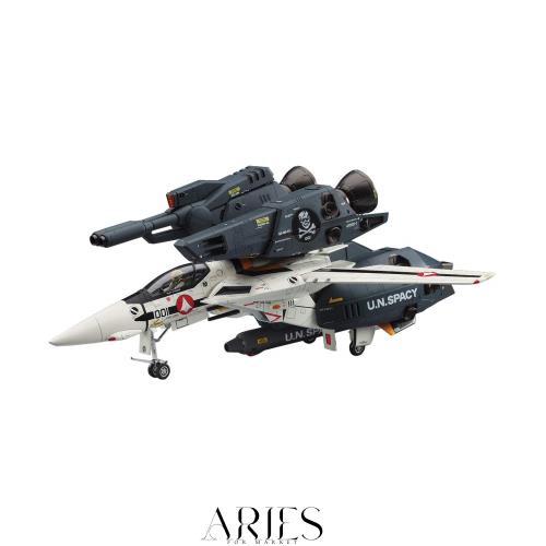 ハセガワ 超時空要塞マクロス VF-1S/A ストライク/スーパーバルキリー スカル小隊 1/48スケール プラモデル MC03