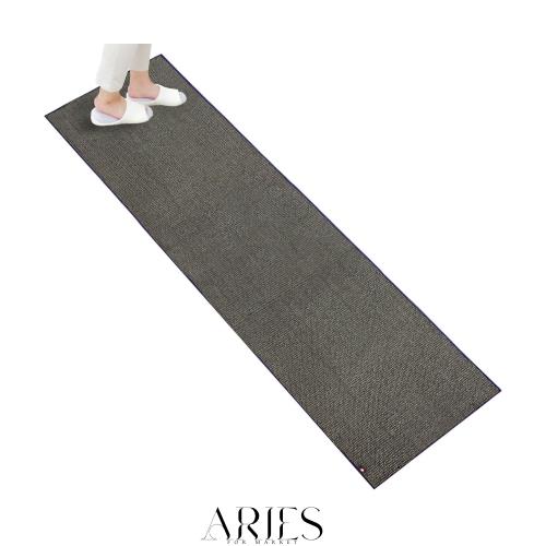 オカ(OKA) キッチンマット ブラウン 約60cm×240cm PLYS base (プリスベイス) 洗える すべり止めの通販は 7,193円