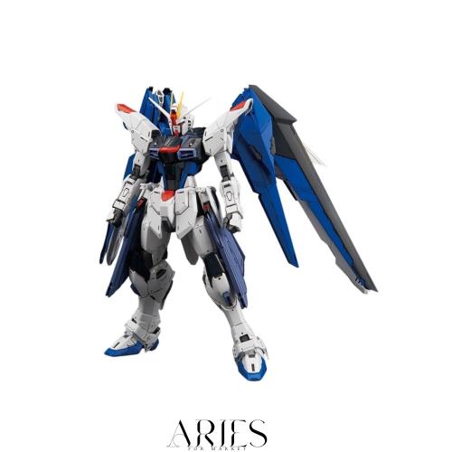MG 機動戦士ガンダムSEED フリーダムガンダム Ver.2.0 1/100スケール 色分け済みプラモデル