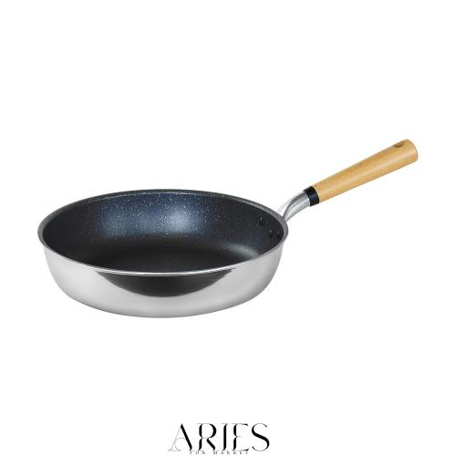 北陸アルミ フライパン 28cm IH対応 フッ素樹脂加工 日本製 軽量 富来パン シルバー 4549351762749の通販は