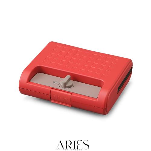 アイリスオーヤマ ホットサンドメーカー ワッフル ホットサンド 焼き型2種 耳まで焼ける 電気 ワイド ダブル 2枚 IMS-902-R レッド