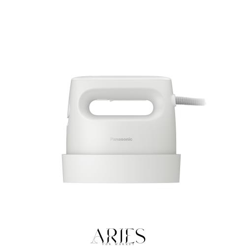 パナソニック スチームアイロン 衣類スチーマー NI-FS70A-C クレイベージュ 360°パワフルスチーム ３段階温度調節 プレスもできる2WAY