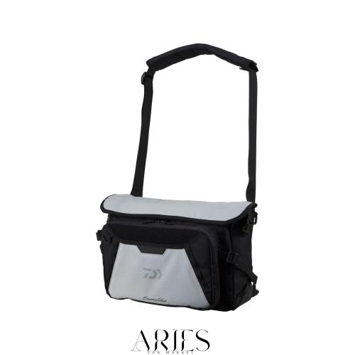 [DAIWA] バッグ エメラルダス タクティカル（Ｃ） グレー