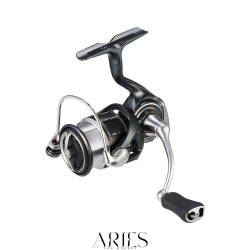 ダイワ(DAIWA) スピニングリール 24LUVIAS LT2000S-H