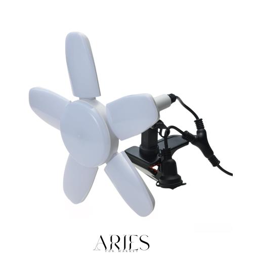 高儀 防雨型LEDクリップライトSAKUTO 60W CLT-60SLA EARTH MAN 屋内・屋外兼用 防水等級IPX4 照明 作業灯 投光器 開閉で照射範囲が変わる