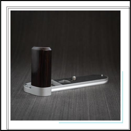 Iborrys 高級実木 カメラグリップ 、対応 Leica ライカ M11 M11-P M11-M カメラ 、 専用 L型クイックリリース プレート 職人手作り プレ