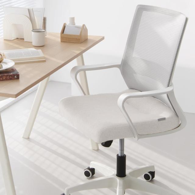 肉厚クッション NEOCHAIR オフィスチェア デスクチェア メッシュ 幅広座面 床傷防止 ナイロンキャスター レッグ直径58cm 安全設計 疲れに