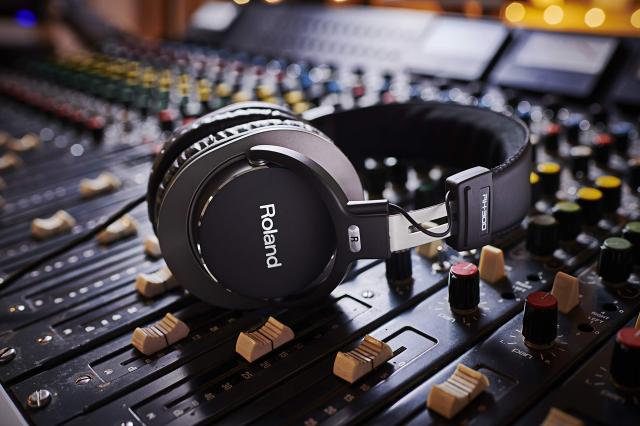 Roland ローランド ステレオヘッドホン RH-300 Amazon | Roland RH-300ステレオヘッドホン。 | モニター