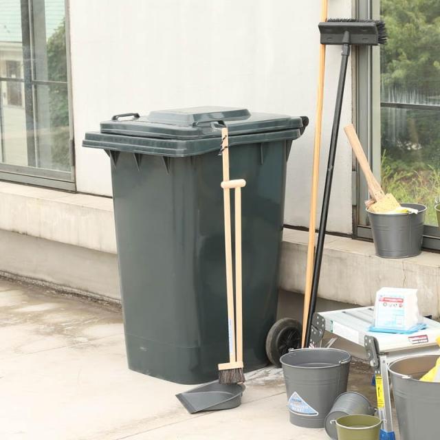 ダルトン(Dulton) プラスチック トラッシュカン 120L グリーン ゴミ箱のマスターピース ふた付き 大型 屋外 高さ940mm 幅465mm 奥行560mm