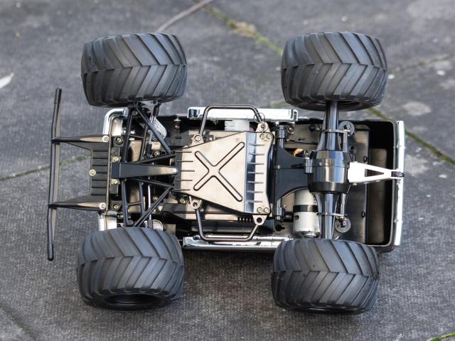 タミヤ 1/10 電動RC M-06 メカ・プロポ・ランチアボディ付 組立済 タミヤ(TAMIYA) 1/10 電動RCカーシリーズ No.546 1/12 ランチボックス