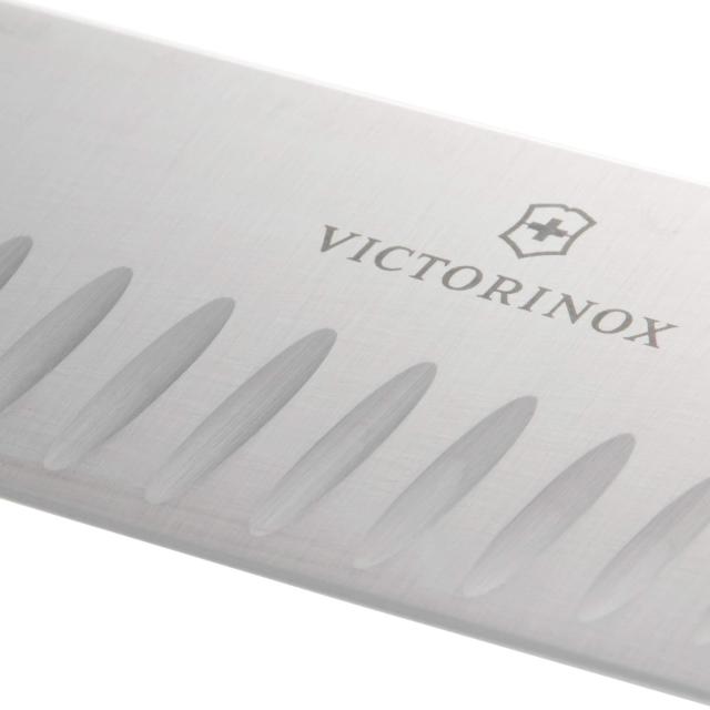 VICTORINOX(ビクトリノックス) 三徳包丁 プロ仕様のステンレススチール製万能包丁 17cm 溝付 オレンジ 料理全般に使える万能なナイフ 食_7