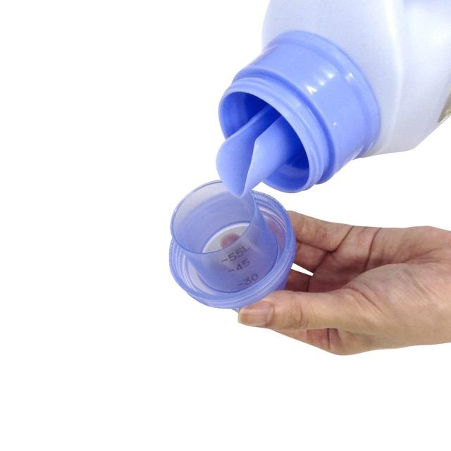 香りつづくトップ フレッシュカモミール 柔軟剤入り洗剤 蛍光剤無配合