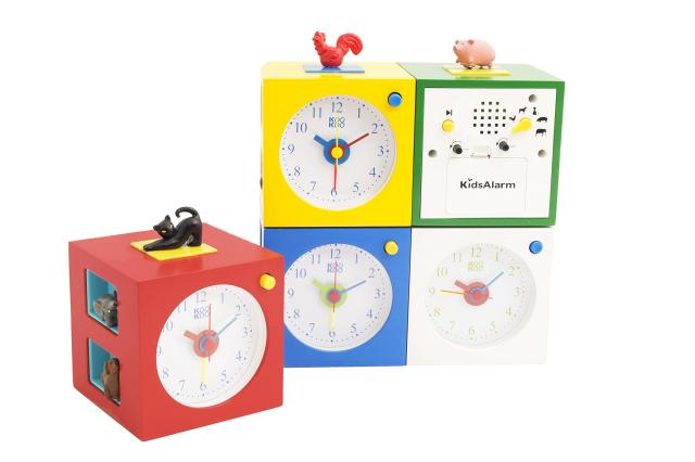 KOOKOO(クークー)キッズアラーム 青色 5種類の磁石付き動物と自然の中で録音した5種類の動物の鳴き声が楽しめる 子供用のアラームクロの通販は KOOKOO(クークー)キッズアラーム 青色 5種類の磁石付き動物と自然の中で録音した5種類の動物の鳴き声が楽しめる 子供用のアラームクロの通販は