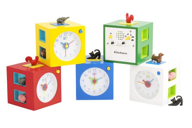 KOOKOO(クークー)キッズアラーム 青色 5種類の磁石付き動物と自然の中で録音した5種類の動物の鳴き声が楽しめる 子供用のアラームクロの通販は KOOKOO(クークー)キッズアラーム 青色 5種類の磁石付き動物と自然の中で録音した5種類の動物の鳴き声が楽しめる 子供用のアラームクロの通販は