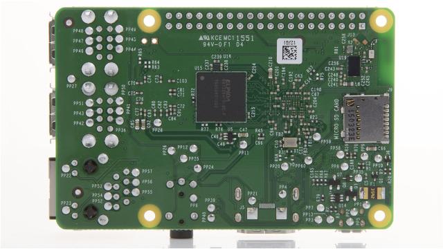 Raspberry Pi 3 MODEL B_5