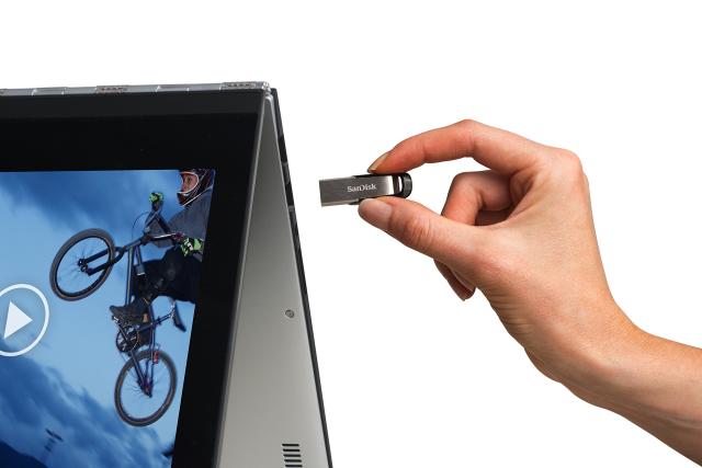 SanDisk Ultra Flair USB 3.0 Flash Drive 256GB SDCZ73-256G-G46_5