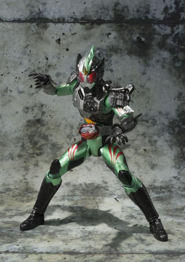 S.H.フィギュアーツ 仮面ライダーアマゾンズ ニューオメガ 約145mm ABS＆PVC製 塗装済み可動フィギュア_3