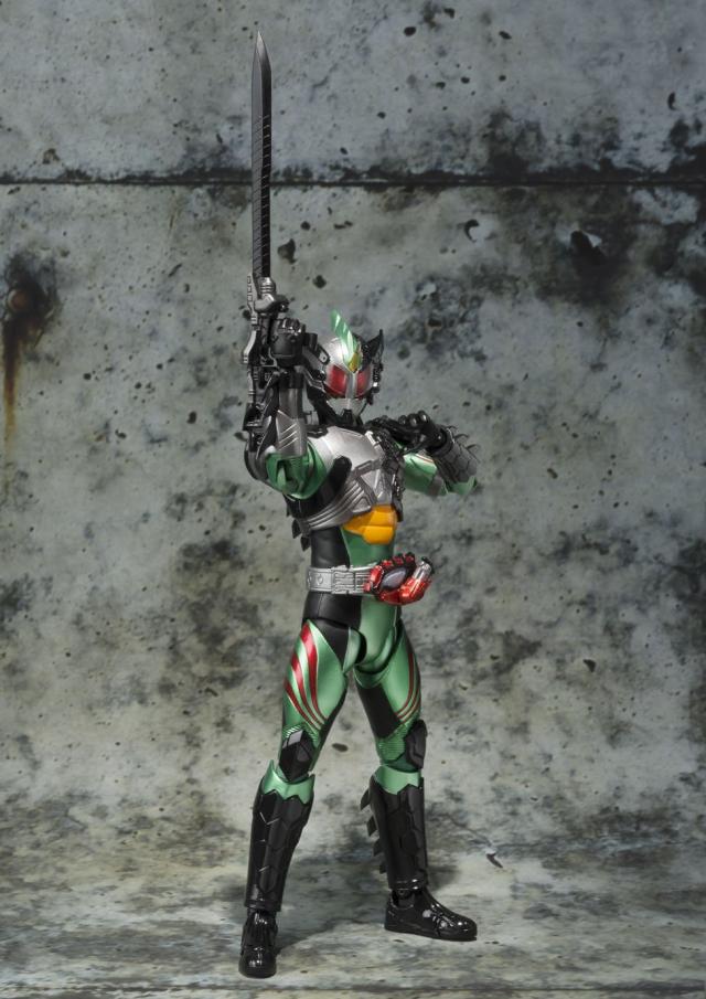 S.H.フィギュアーツ 仮面ライダーアマゾンズ ニューオメガ 約145mm ABS＆PVC製 塗装済み可動フィギュア_4