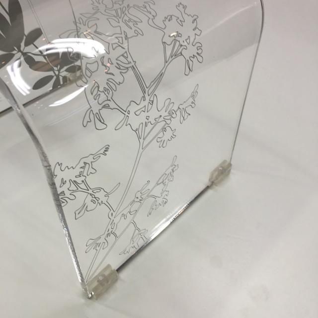 センコー サリナ 2 バスチェア 風呂いす 高さ約 35cm クリア 透明クリア地にプランツ柄 モダン 60437_1