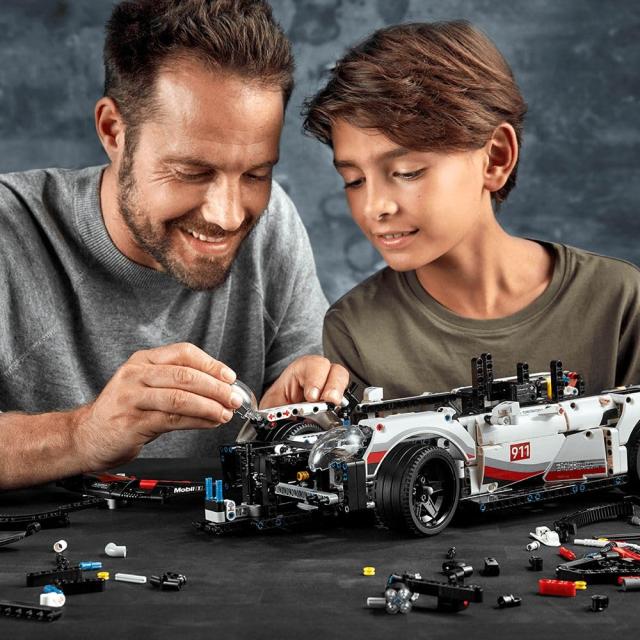 レゴ(LEGO) テクニック ポルシェ 911 RSR クリスマスプレゼント クリスマス 42096 おもちゃ ブロック プレゼント 車 くるま 男の子 10歳_5