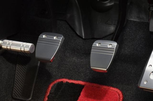 ネオプロト(NEOPLOT) ペダルカバー ブレーキ/クラッチペダルNEOセット品 NP70570 操作時の動きを追求しブレーキ/クラッチペダル MT車 SUZ