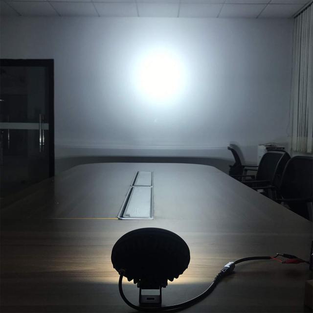 トラクター 作業灯 広角 60W LEDフォグランプ 作業照明 ブラケット DTコネクタキット付き LEDサブライト IP68防水 12V 24V兼用 角度調整_4