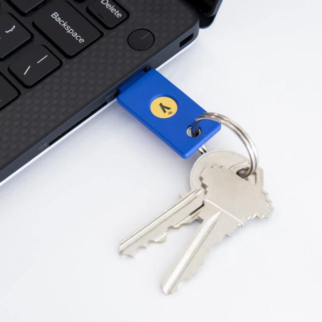 Yubico FIDOセキュリティキー NFC - FIDO U2F/FIDO2/USB-A ポート/NFC/2段階認証/高耐久性/耐衝撃性/防水 Keychain_4