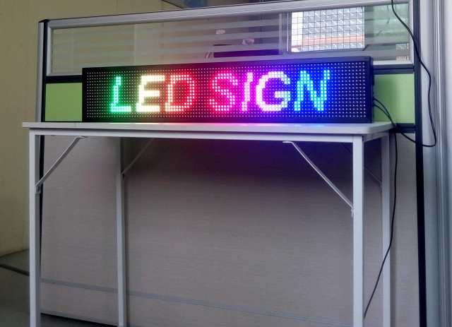 LEDボード 軽量 LED電光掲示板 100X20CM 店頭看板 LED表示機 屋？用 ...