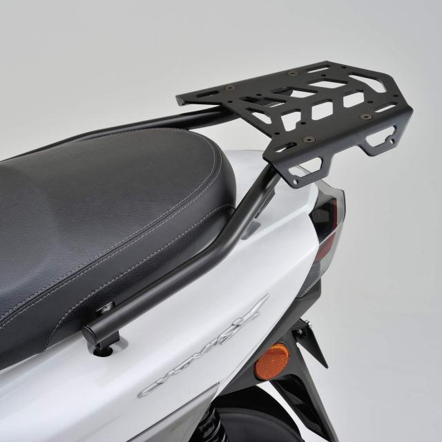 デイトナ製シグナスX リアキャリア 社外 バイク 部品 SED8J 19-20年用 マルチウイングキャリア 曲がり無し 品薄 希少品 【中古】 93 デイトナ(Daytona) バイク用 リアキャリア シグナスX(19-20)専用