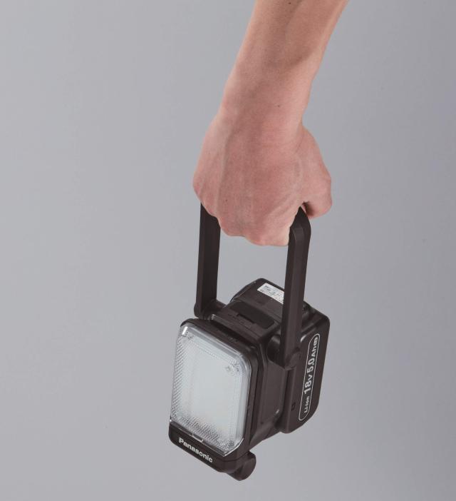 パナソニック 充電マルチLEDライト デュアル 本体のみ(電池パック・充電器別売) (14.4V/18V/21.6V対応) 約750ルーメン・回転角度0~270度_2